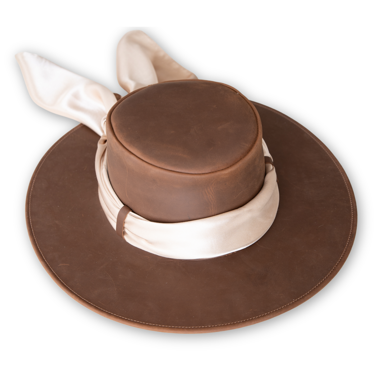 SOMBRERO CAFÉ DE CUERO CON PAÑUELO