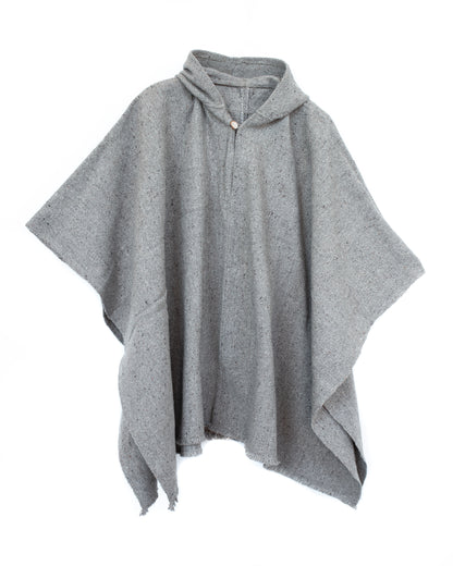 PONCHO PREMIUM CLÁSICO GRIS PERLA