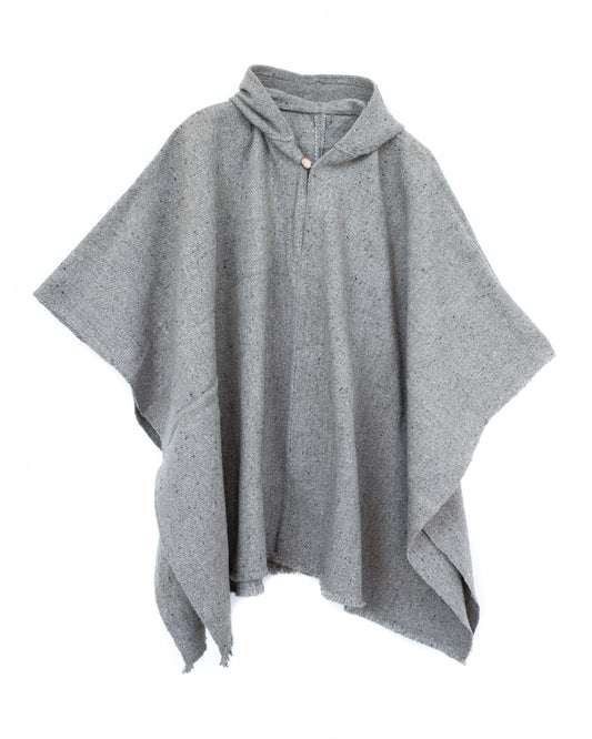 PONCHO PREMIUM CLÁSICO GRIS PERLA
